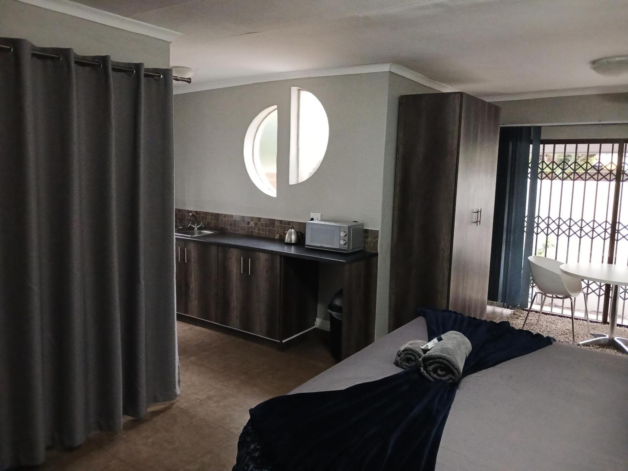 Blue Sparrow Guest House 미델뷔르흐 외부 사진