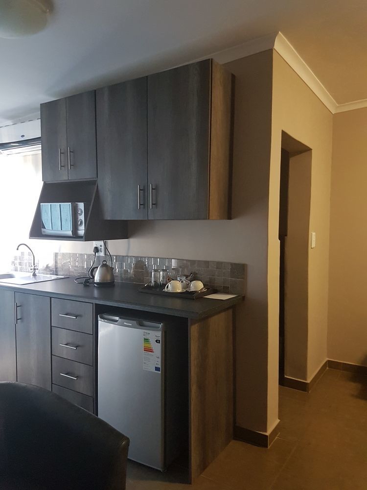 Blue Sparrow Guest House 미델뷔르흐 외부 사진